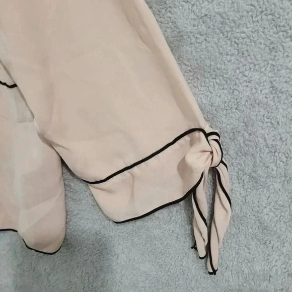 Zara Cream Blouse with Black Trim - Picture 6 of 7